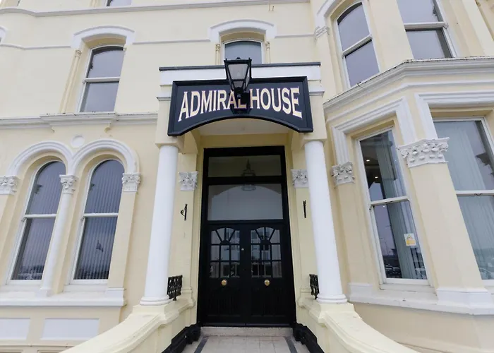 Opul Boutique At Admiral House